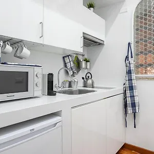  Appartement Design Trevi Fountain